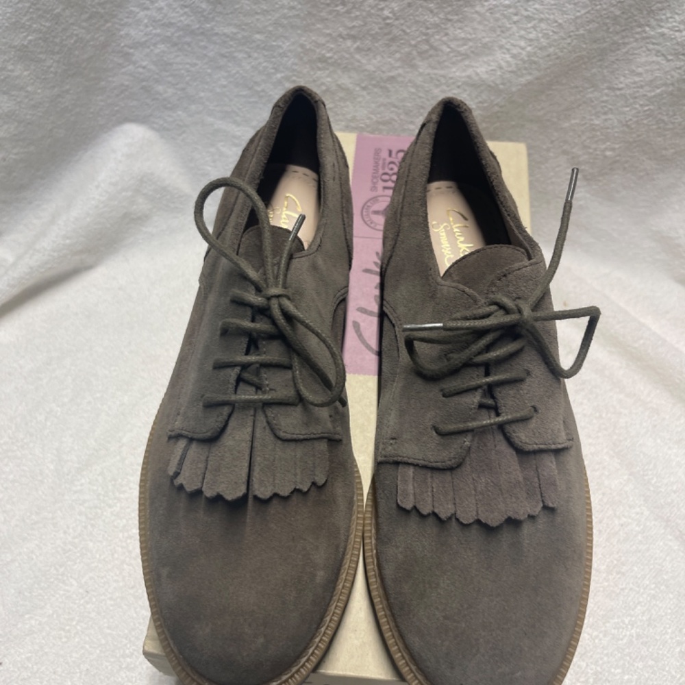 Clarks - Picture 8 of 9